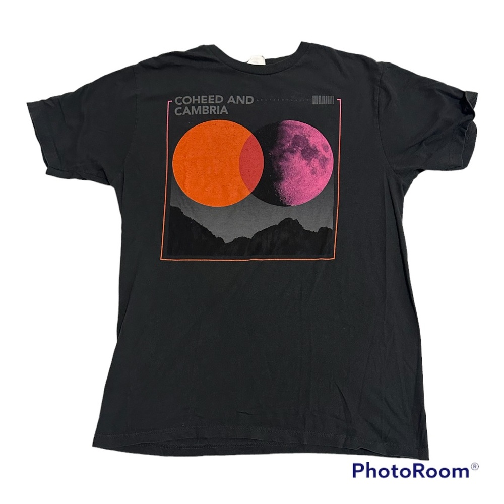 COHEED and CAMBRIA teeshirt size large